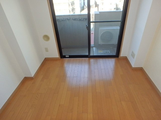 【洋室】 | ルーブル南麻布