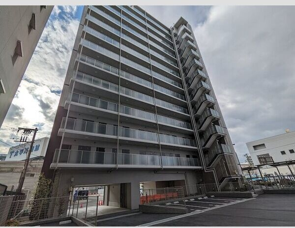 エスリード大阪デュアルゲートの外観|おしゃれな外観です