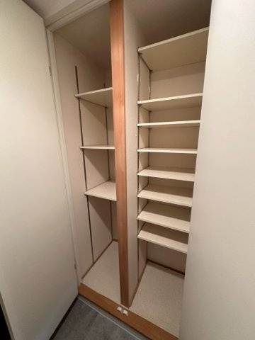 メトロポリタンのその他