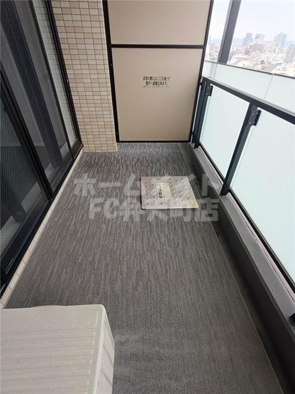【バルコニー】 | オルフェアXV番館 | バルコニー付きです