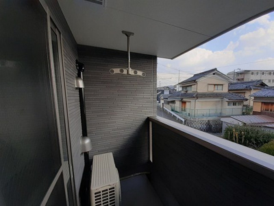 【バルコニー】 | リヴェールＫ | 外からの目が気にならないバルコニーで洗濯物が干せます