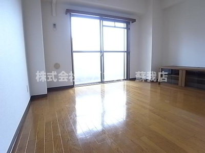 【洋室】 | サングリーン新宿 | ゆったりした洋室です