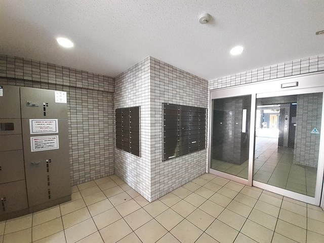 【エントランス】 | メゾンドファミーユ鶴見緑地公園