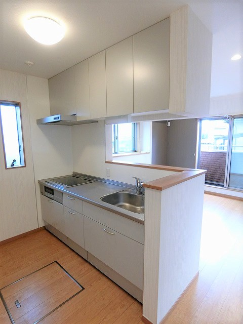 ラ・ルーチェのキッチン|※同建物別部屋のイメージ写真です。