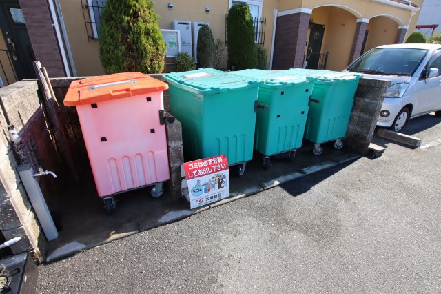 【その他共用部分】 | グランフルールジャルダンA | 敷地内ゴミ捨場