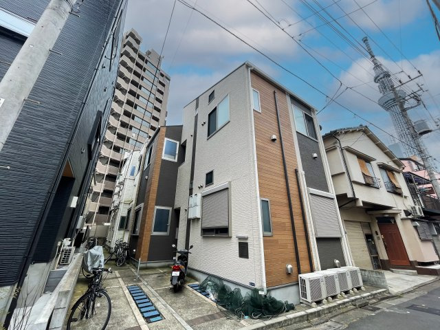 ハーモニーテラス押上の外観
