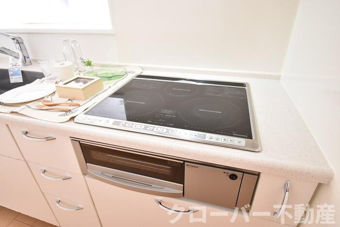 アトレ木徳 Ａ棟のキッチン|３口ＩＨ