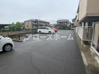 【駐車場】