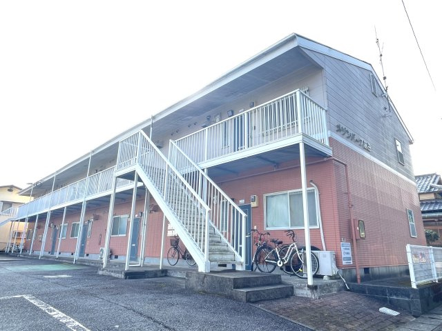 メゾンパーク前田の外観