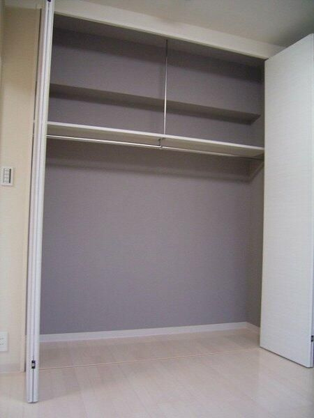 フェニックス池袋弐番館の収納