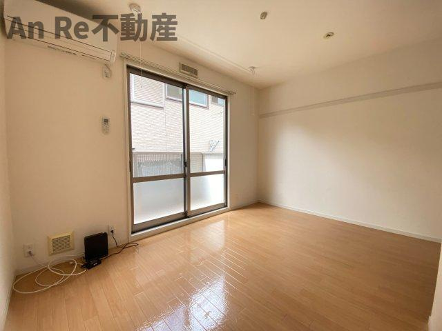 川口市桜町６丁目のアパートの洋室