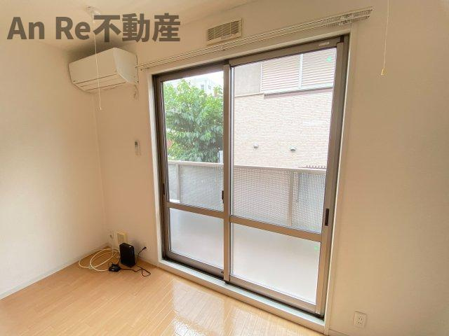 川口市桜町６丁目のアパートの寝室