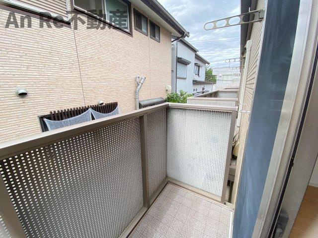 川口市桜町６丁目のアパートのバルコニー
