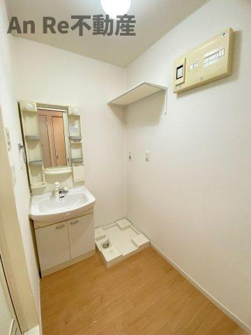 川口市桜町６丁目のアパートの洗面所