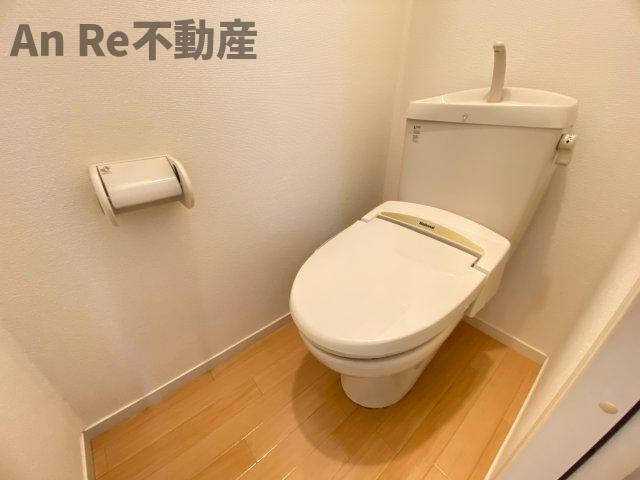 川口市桜町６丁目のアパートのトイレ