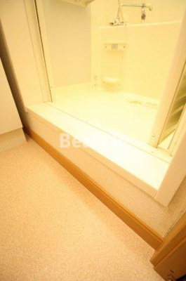 【浴室】 | グランツェントB | コンパクトで使いやすいお風呂です