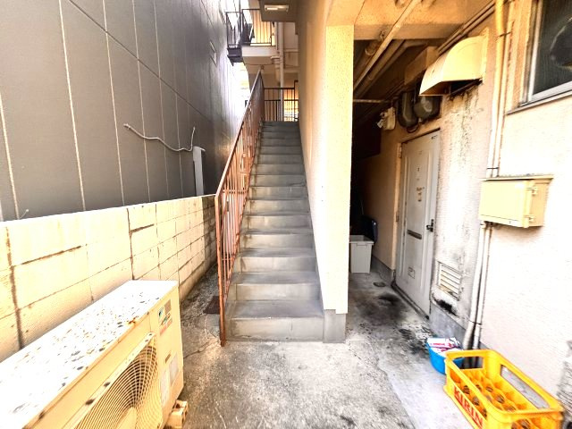 RHYTHM魚崎のエントランス