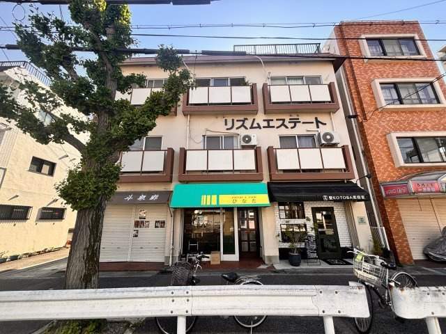 RHYTHM魚崎の外観