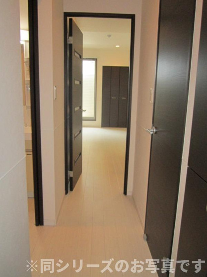 【玄関】 | Grandtic KAREN博多駅南　★プライスホームなら仲介手数料が割引価格です！★ | 物件画像