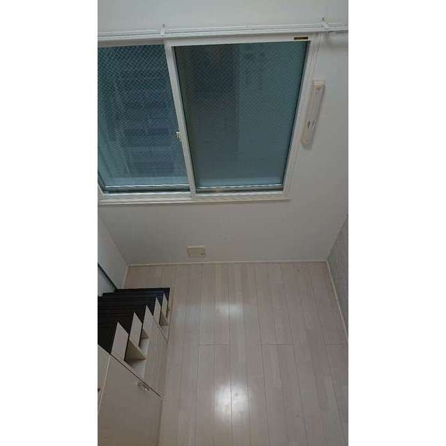 豊島区南池袋１丁目のアパートの居間・リビング