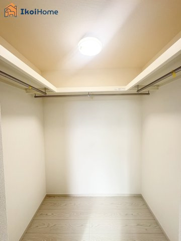 神戸市西区秋葉台1丁目　新築戸建のその他|【ホームページに現地動画掲載中】●年中無休：当日予約可●季節物の収納に便利なウォークインクローゼット