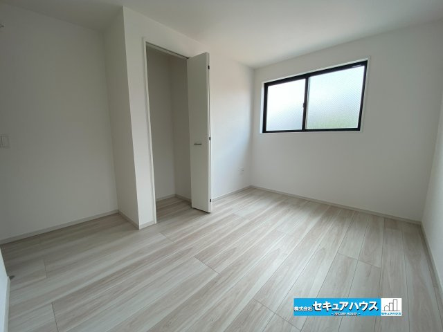 【今からご案内可能】　名古屋市南区鳥栖町　全2棟の洋室|【洋室】
◆お子様のお部屋や主寝室、来客時の宿泊室、趣味のお部屋としてもご利用いただけます♪