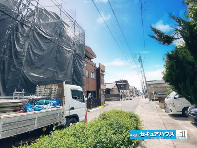 【同施工物件ご案内可♪】　名古屋市南区鳥栖町　全2棟の周辺|事前予約にて現地ご見学いただけます！お気軽にお問い合わせください♪
■株式会社　セキュアハウス■
住宅ローンに強く、知識、経験豊富なスタッフ在籍
お客様に寄り添い、ご成約後もサポート致します。