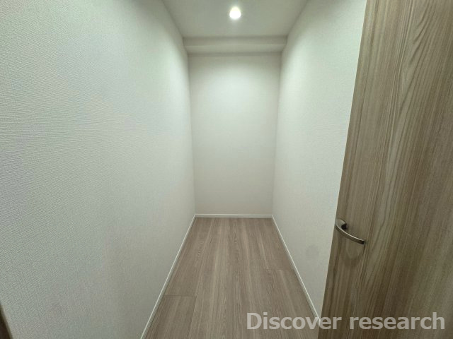 フェアヒルズ南大沢シエルコートの収納|納戸　約2.0帖
物置部屋や書斎として重宝しそうです。