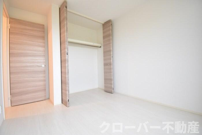 トゥリトール A棟の内装|洋室５．２帖