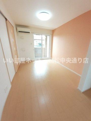 【居間・リビング】 | ＲＥＶＥ