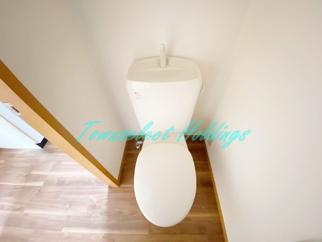 横浜市戸塚区上倉田町のアパートのトイレ|清潔感のあるトイレです