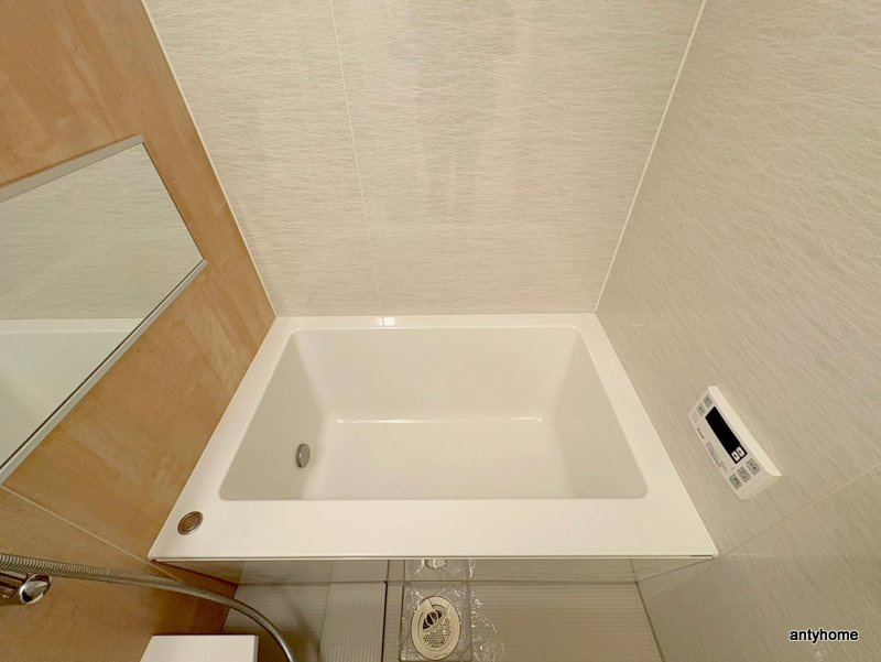 シーズンフラッツ靭本町　仲介手数料無料の浴室