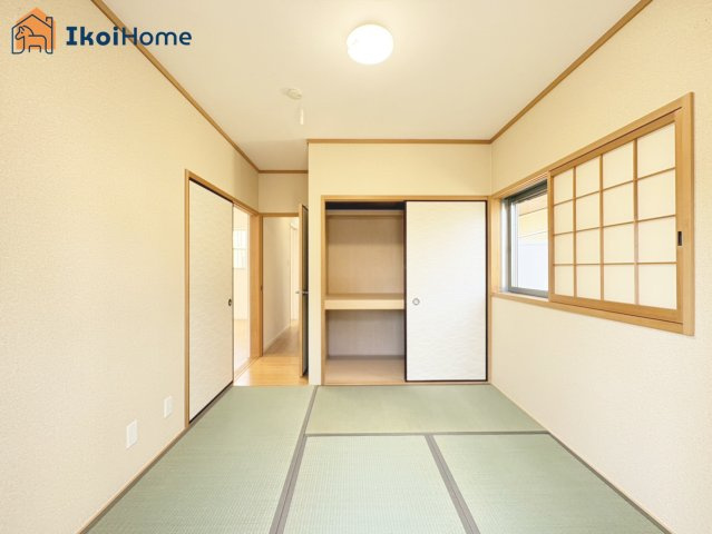 神戸市西区枝吉4丁目　中古戸建の内装|【ホームページに現地動画掲載中】●年中無休：当日予約可●1階に収納スペース完備の便利な和室あり！