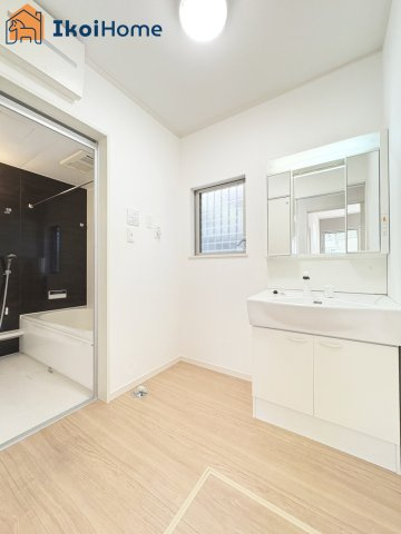 神戸市西区枝吉4丁目　中古戸建の洗面所|【ホームページに現地動画掲載中】●年中無休：当日予約可●洗濯パン未設置。設置依頼等も承っております