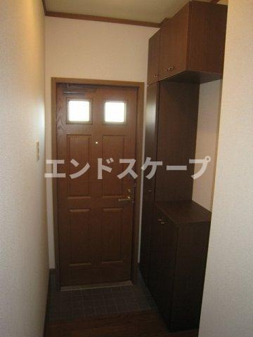 サニー・レジデンスの玄関|高崎、前橋のお部屋探しはエンドスケープまで！お客様の理想お聞かせ下さい♪