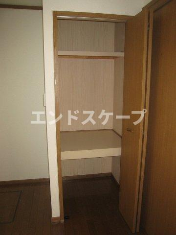 サニー・レジデンスの収納|高崎、前橋のお部屋探しはエンドスケープまで！お客様の理想お聞かせ下さい♪