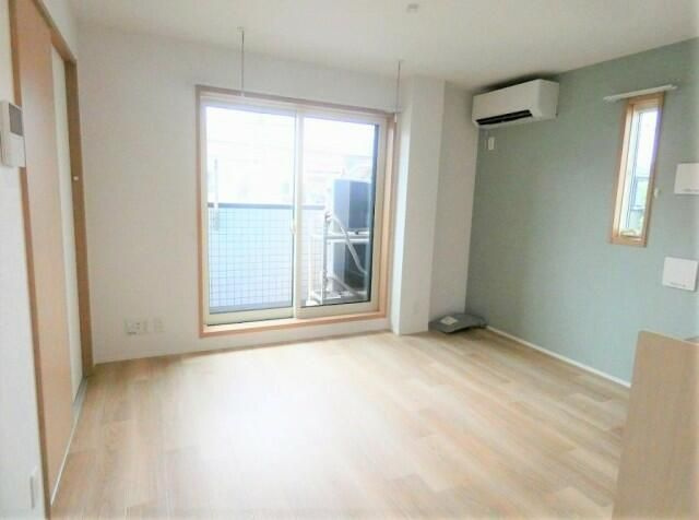 メゾン・シャルマンの居間・リビング