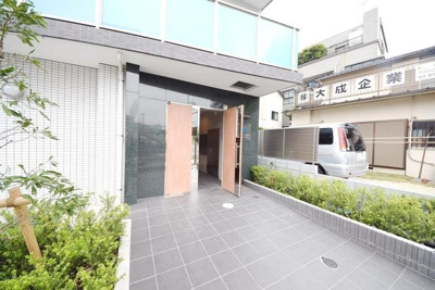 【エントランス】 | グランフォースお花茶屋