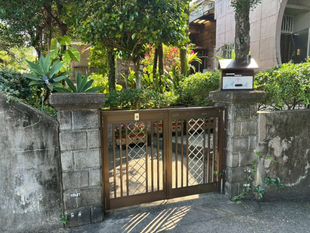 西仲宗根1301-1の庭