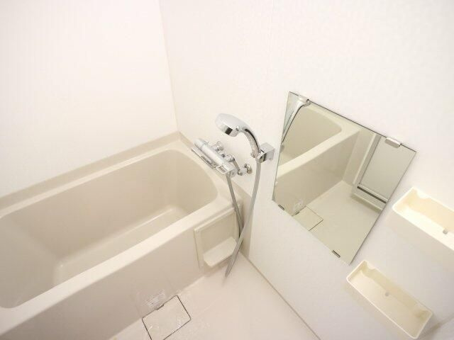 貸マンション 川口市栄町３丁目の浴室