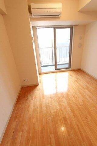 貸マンション 川口市栄町３丁目の居間・リビング