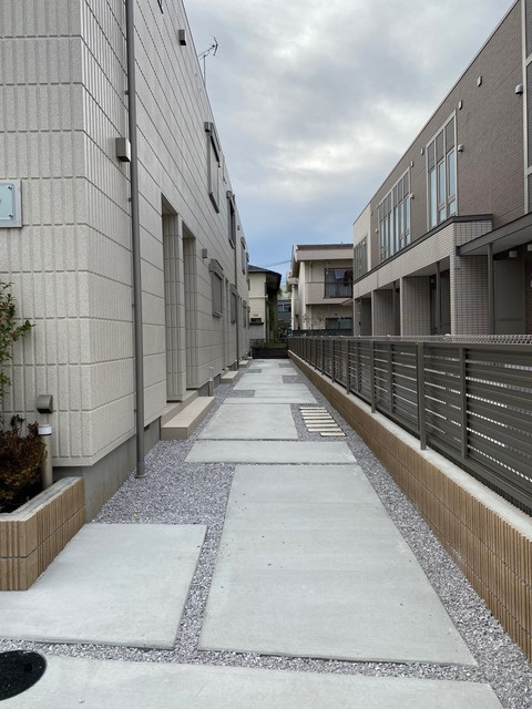 Ｐｒｅｍｉｅｒｅのエントランス|建物共用通路