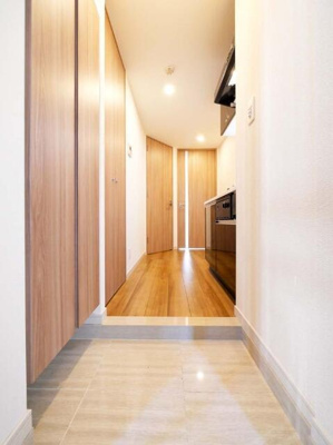 【玄関】 | ラフィスタ東日暮里 |  