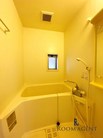 ブランメゾン吹上の浴室