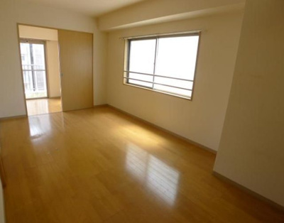 【居間・リビング】 | レジデンス錦糸町 | ゆったりとした居間です