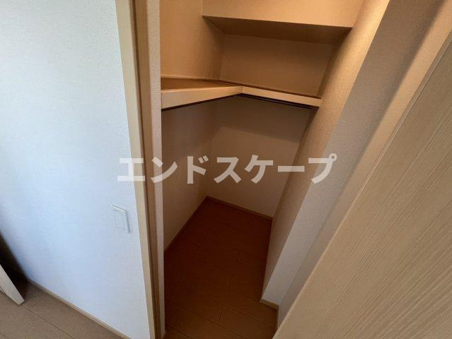 グラン・ソレイユⅡの収納|高崎、前橋のお部屋探しはエンドスケープまで！お客様の理想お聞かせ下さい♪