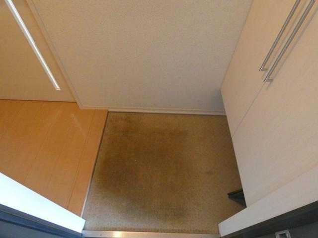 ハイツハピネスＡ館の玄関