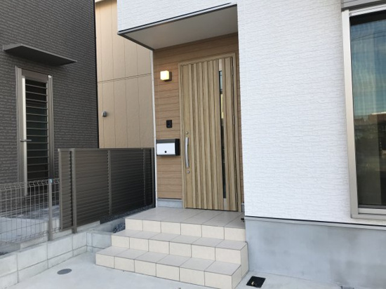 東起町４－１１７コダテックスⅥＢのエントランス|イメージ