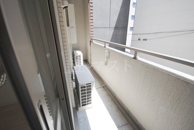 旧ラムール南森町アーバネックスのバルコニー