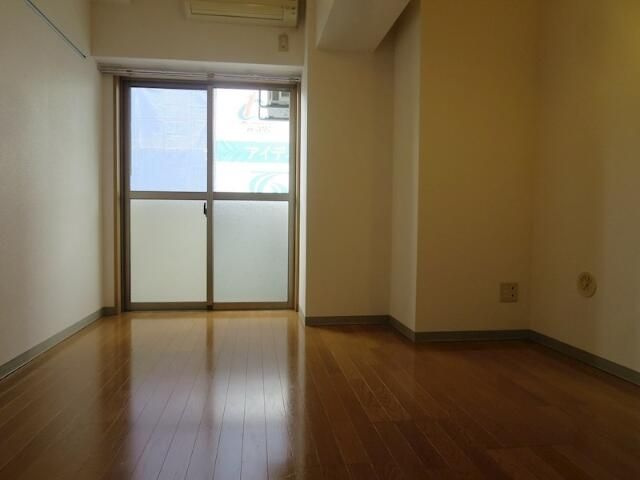 スカイコート新大塚の寝室